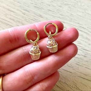 NWOT Cupcake Charms for Huggie Hoop Earrings